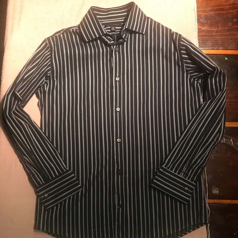 Banana Republic French cuff Size: M